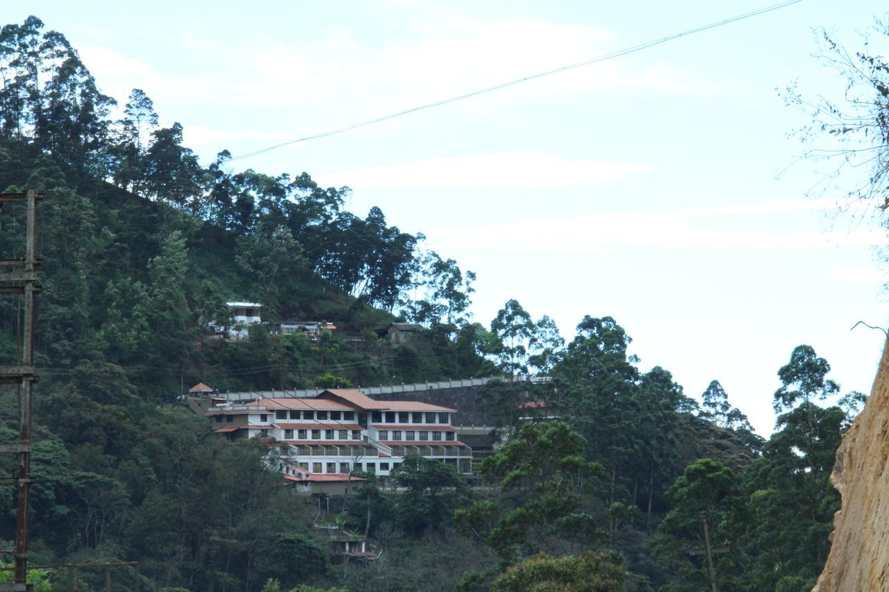 阿巴德库泊城堡度假村 蒙纳 外观 照片